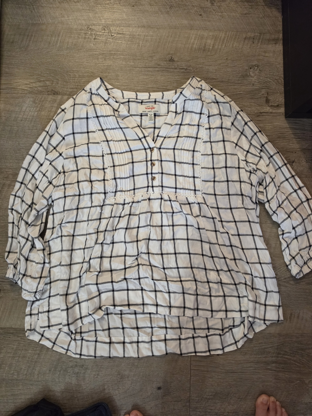XL Wrangler White and Black Windowpane Henley Tunic Loose Plaid
